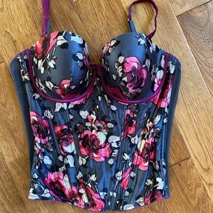 Gorgeous Ted Baker Boustier Corset top!